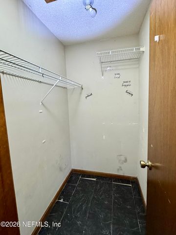 2386 N BLOSSOM RIDGE Drive N, Jacksonville, FL 32218