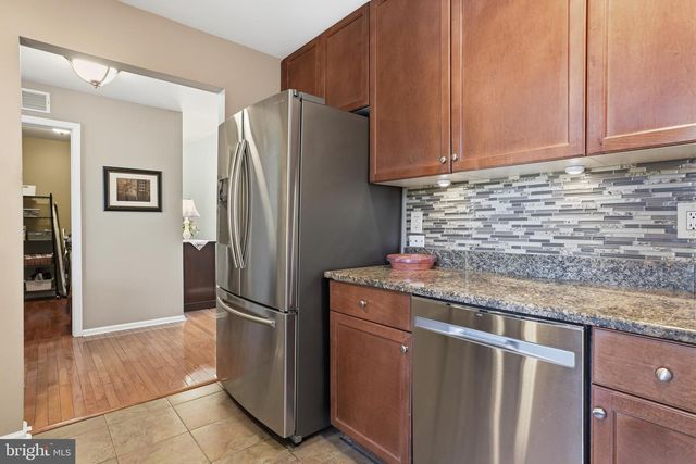142 GRANDVIEW DR, Warminster, PA 18974