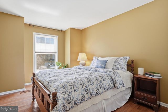 142 GRANDVIEW DR, Warminster, PA 18974