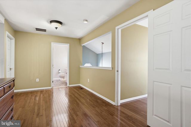 142 GRANDVIEW DR, Warminster, PA 18974