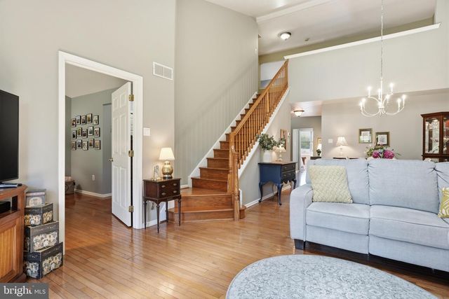 142 GRANDVIEW DR, Warminster, PA 18974