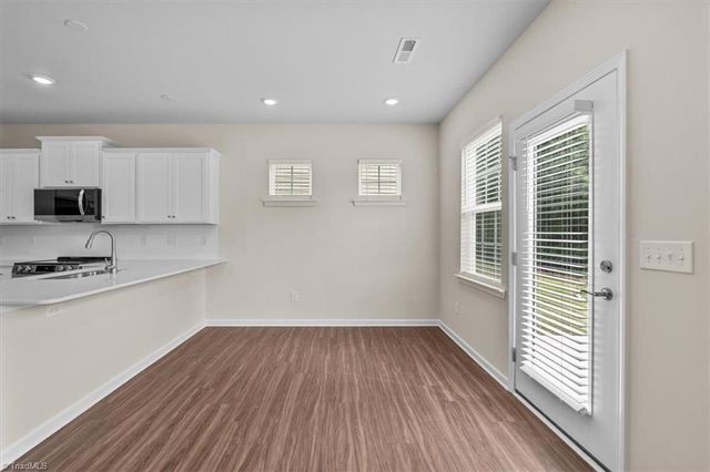 5567 Hydrangea Street, Winston-salem, NC 27014