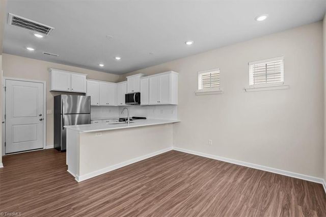 5567 Hydrangea Street, Winston-salem, NC 27014