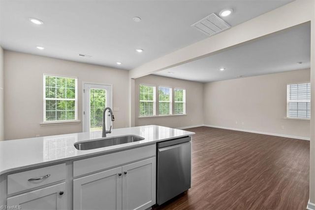 5567 Hydrangea Street, Winston-salem, NC 27014