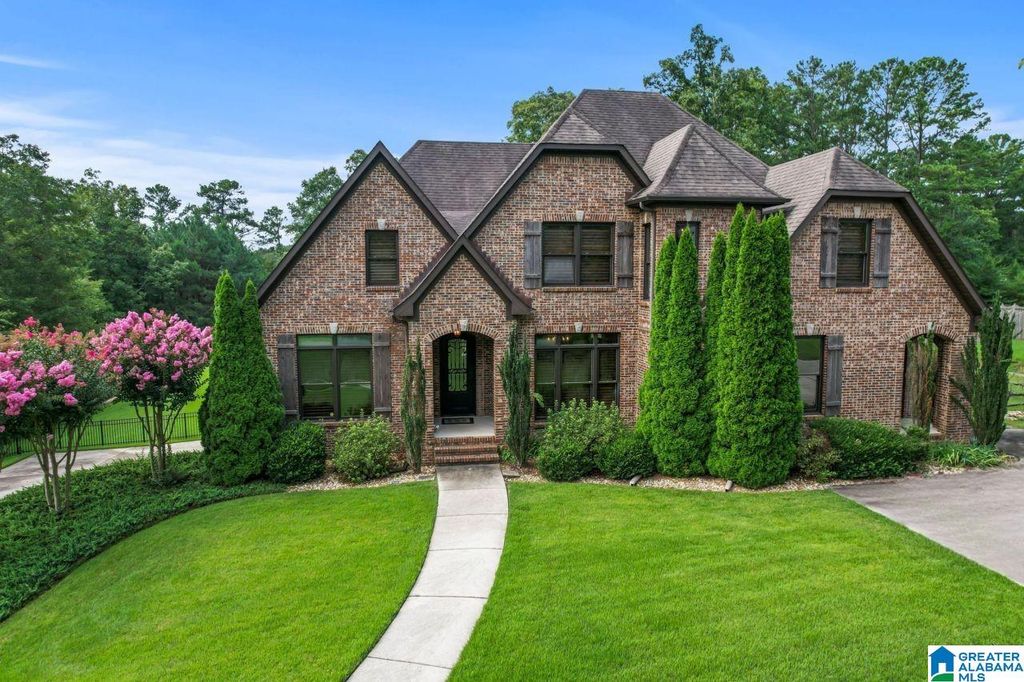 424 ACER TRAIL, Alabaster, AL 35007