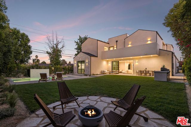 16643 Addison Street, Encino, CA 91436