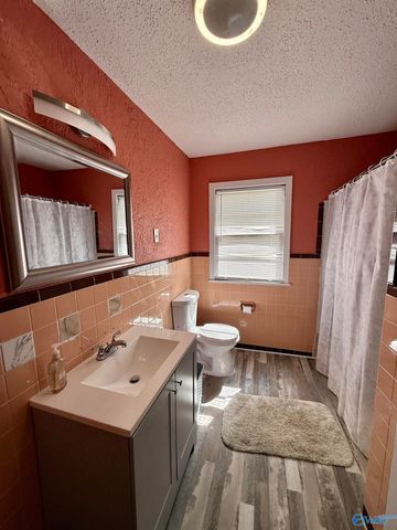 205 Manor Street, Gadsden, AL 35901