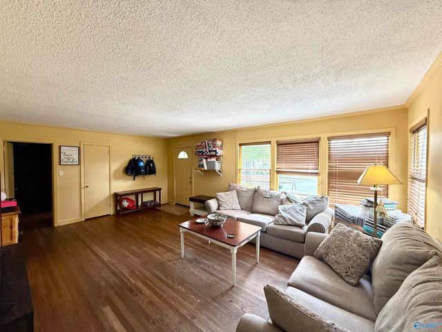 205 Manor Street, Gadsden, AL 35901