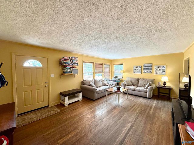 205 Manor Street, Gadsden, AL 35901