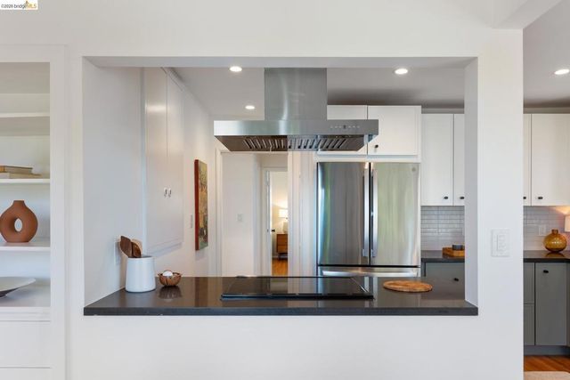 214 Yale Ave, Kensington, CA 94708