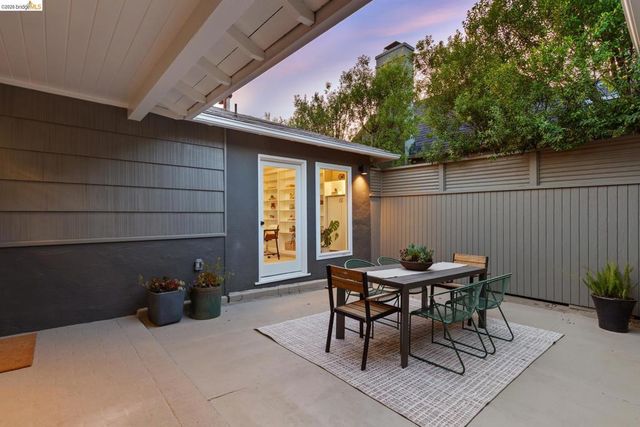 214 Yale Ave, Kensington, CA 94708