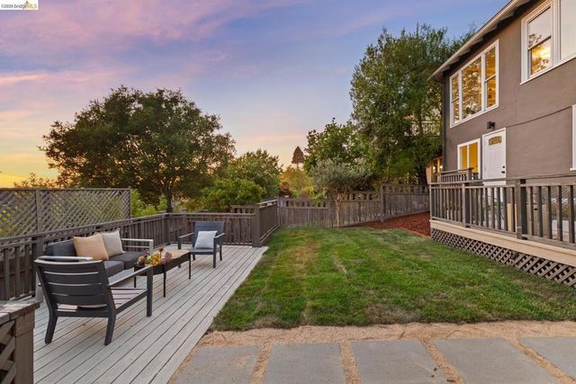 214 Yale Ave, Kensington, CA 94708