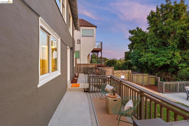 214 Yale Ave, Kensington, CA 94708