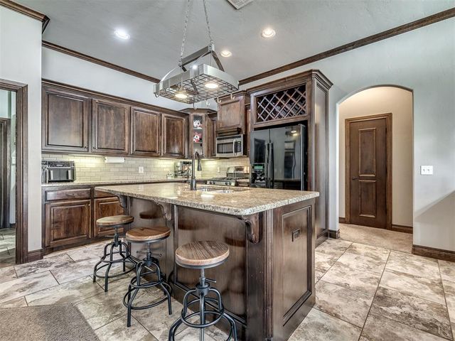 9009 SW 55th Street, Oklahoma City, OK 73179