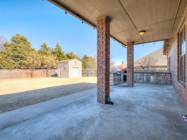 9009 SW 55th Street, Oklahoma City, OK 73179