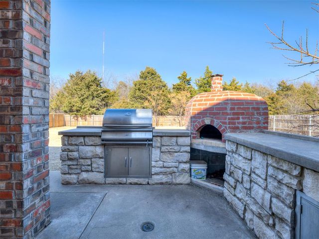 9009 SW 55th Street, Oklahoma City, OK 73179