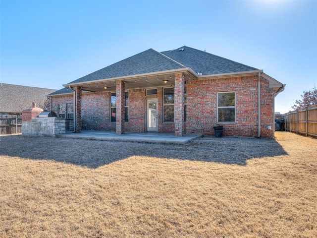 9009 SW 55th Street, Oklahoma City, OK 73179