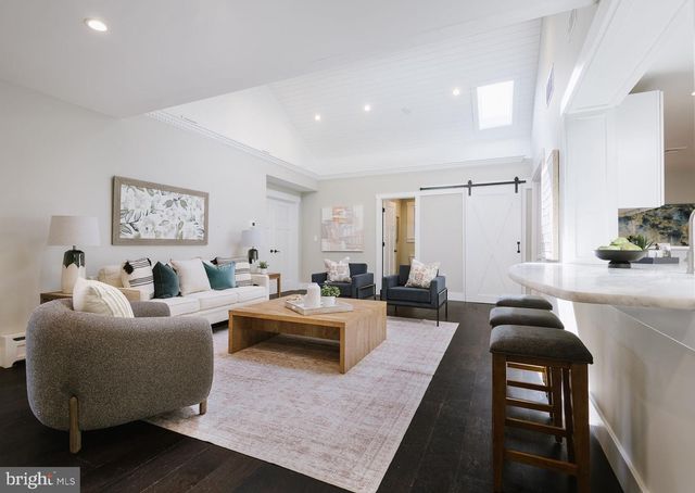 129 CAMBRIDGE DR, Wilmington, DE 19803