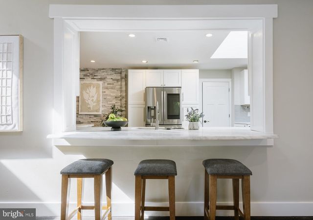 129 CAMBRIDGE DR, Wilmington, DE 19803