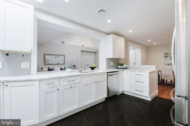 129 CAMBRIDGE DR, Wilmington, DE 19803