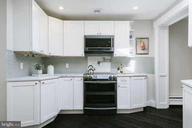 129 CAMBRIDGE DR, Wilmington, DE 19803