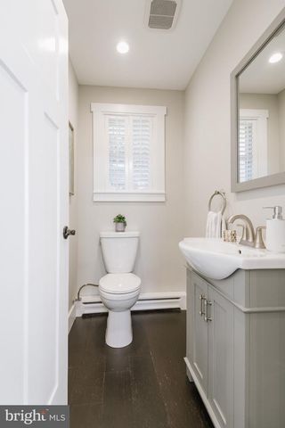 129 CAMBRIDGE DR, Wilmington, DE 19803