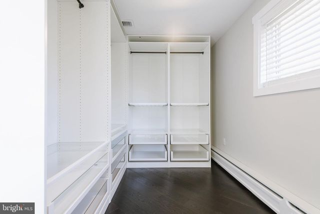 129 CAMBRIDGE DR, Wilmington, DE 19803