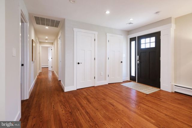 129 CAMBRIDGE DR, Wilmington, DE 19803