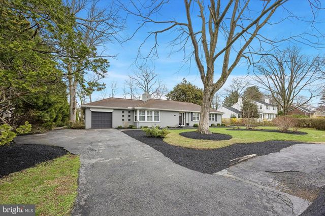 129 CAMBRIDGE DR, Wilmington, DE 19803