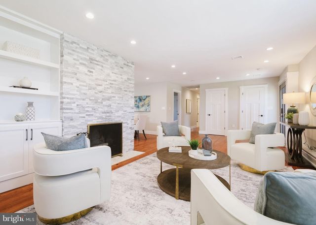 129 CAMBRIDGE DR, Wilmington, DE 19803