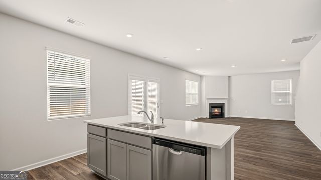 74 White Spruce Way, Newnan, GA 30265