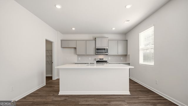 74 White Spruce Way, Newnan, GA 30265