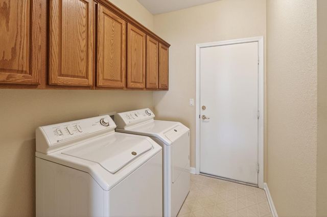 775 Yosemite Ct, Lincoln, CA 95648