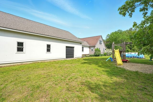 7 Jackson Hill Rd, Leverett, MA 01054