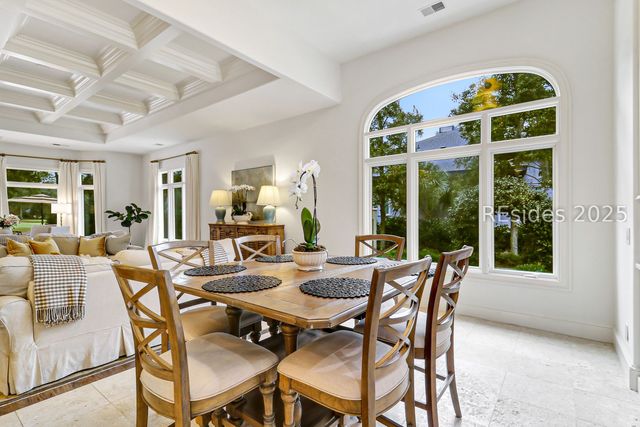 15 Hawthorne Rd, Bluffton, SC 29910