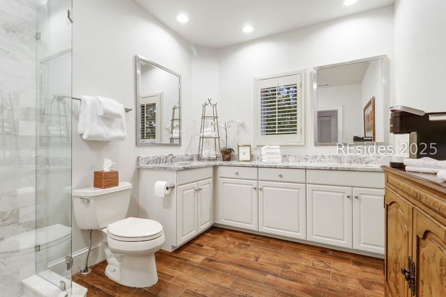 15 Hawthorne Rd, Bluffton, SC 29910