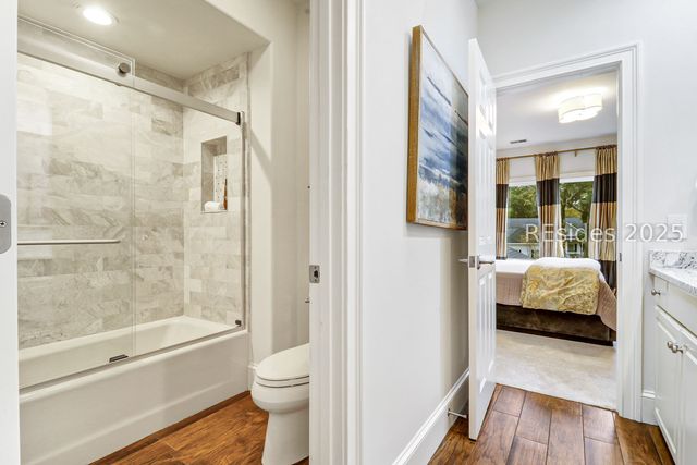 15 Hawthorne Rd, Bluffton, SC 29910