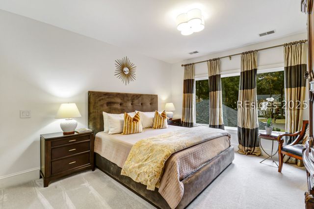 15 Hawthorne Rd, Bluffton, SC 29910