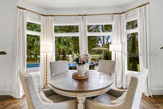 15 Hawthorne Rd, Bluffton, SC 29910