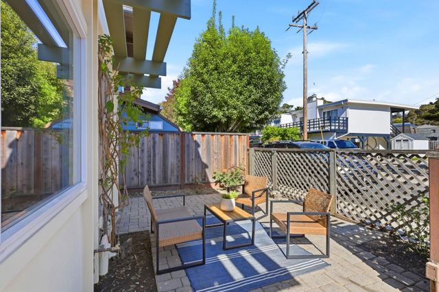 106 Winfield Way, Aptos, CA 95003
