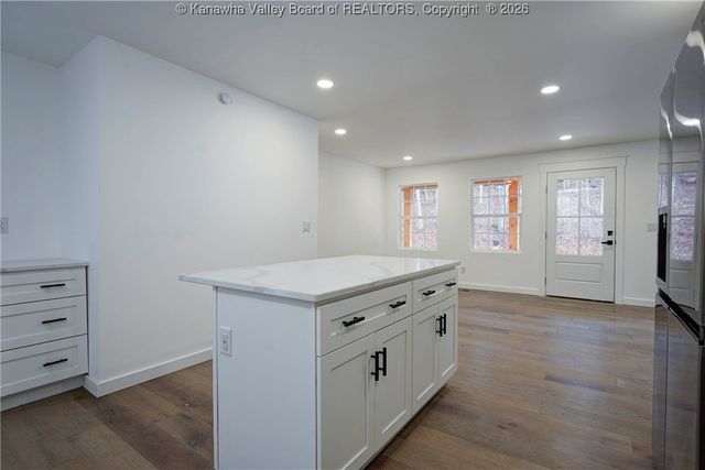 3241 Buff Creek Road, Hurricane, WV 25526