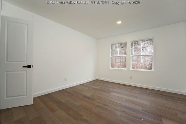 3241 Buff Creek Road, Hurricane, WV 25526