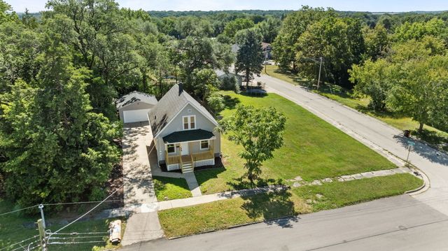 928 Lincoln Avenue, Rockford, IL 61102