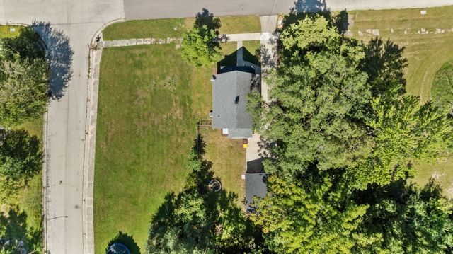 928 Lincoln Avenue, Rockford, IL 61102
