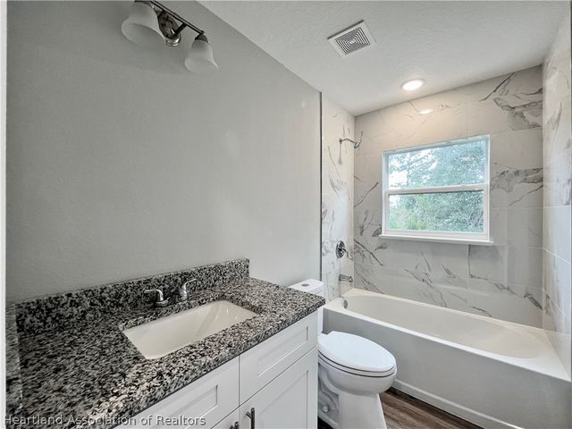 5113 Trevino Avenue, Sebring, FL 33872