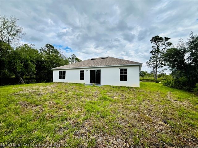 5113 Trevino Avenue, Sebring, FL 33872