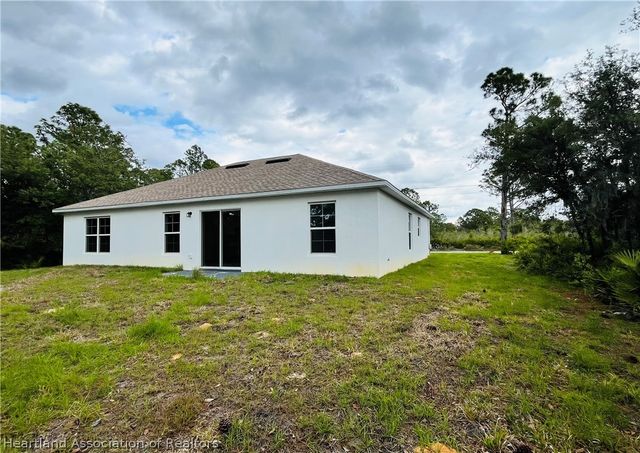 5113 Trevino Avenue, Sebring, FL 33872