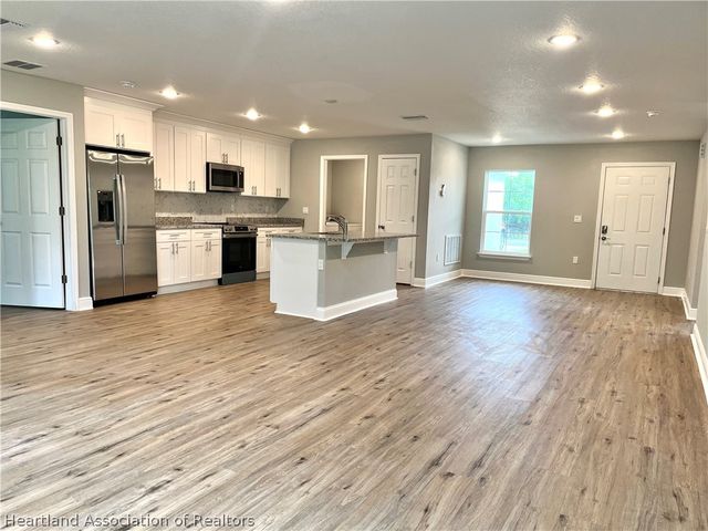 5113 Trevino Avenue, Sebring, FL 33872
