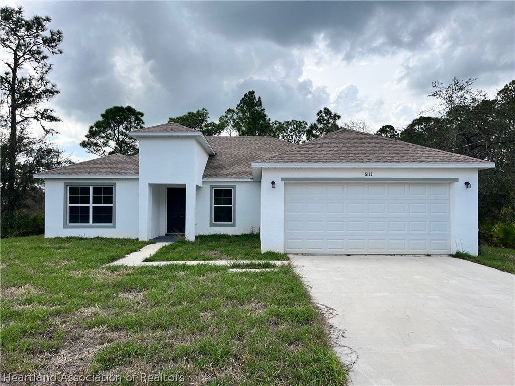 5113 Trevino Avenue, Sebring, FL 33872