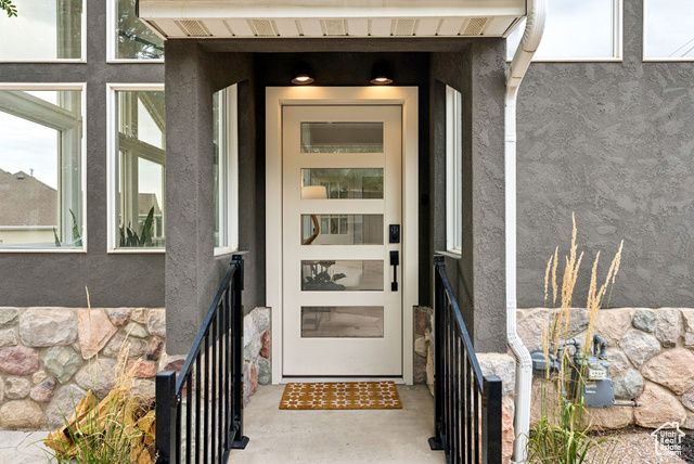 1043 S OXFORD CIR, Fruit Heights, UT 84037